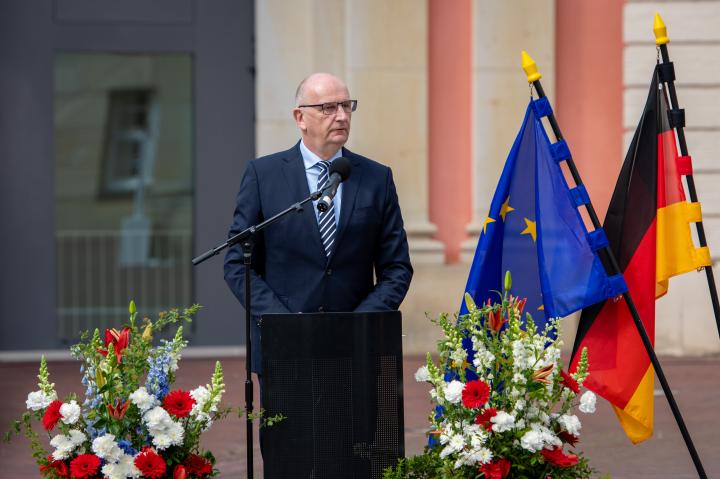 Grußwort und Rede des Ministerpräsidenten Dr. Dietmar Woidke während der Gedenkveranstaltung zum 76. Jahrestag der Befreiung.