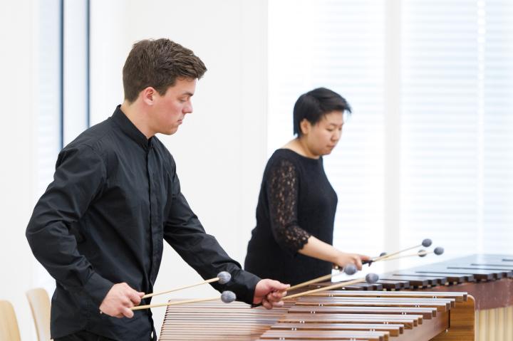 Die Veranstaltung umrahmten die DoubleBeats (Lukas Böhm aus Deutschland und Ni Fan aus China).