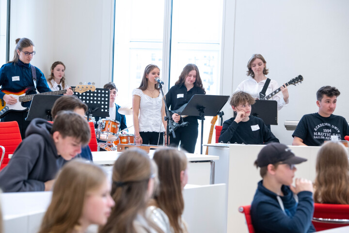 Musikalische Eröffnung der Finaldebatten mit dem Hannah-Arendt-Gymnasium Potsdam
