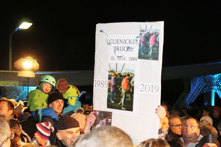 Impression der Veranstaltung „30 Jahre Friedliche Revolution“ auf der Glienicker Brücke am 10.11.2019