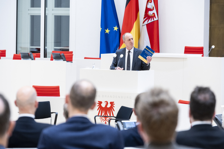 Präsentation der Neuauflage des Verfassungskommentars durch den Herausgeber Dr. Steffen Iwers