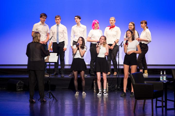 Musikalische Einführung in die Festveranstaltung mit der Europahymne durch das Ensemble "BaLi-Popchor" der Kreismusikschule "Gebrüder Grimm" des Landkreises Elbe-Elster