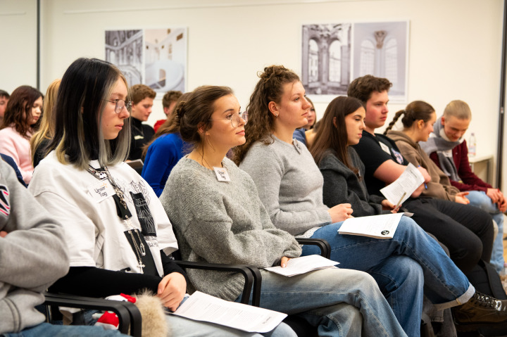 Impression der simulierten Pressekonferenz