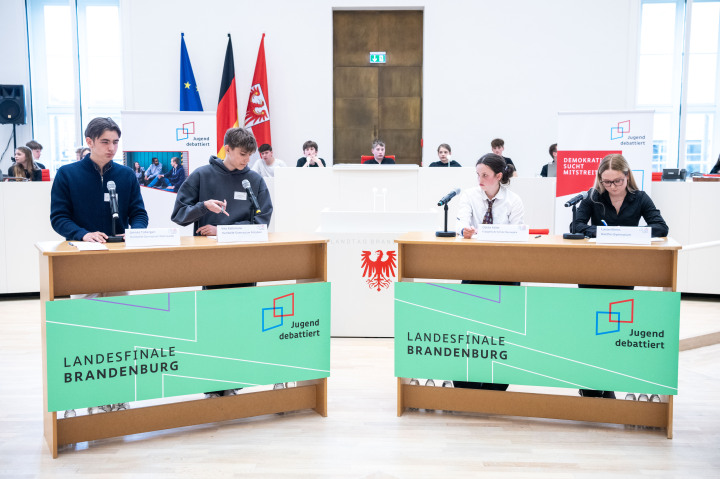 Impression der Finaldebatte der Altersgruppe I