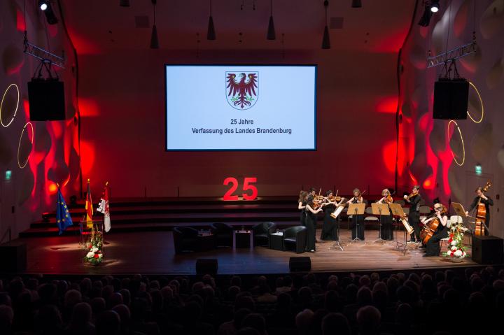 Impression der Festveranstaltung im Nikolaisaal Potsdam.