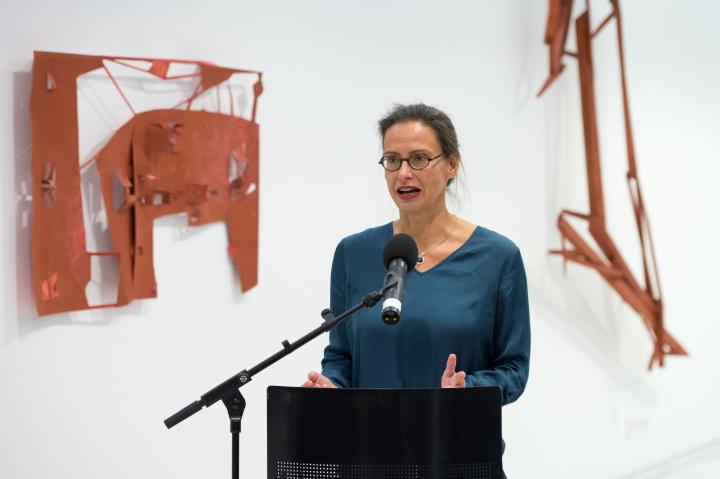 Einführung in die Ausstellung durch die Kuratorin der Ausstellung „fontane200/Brandenburg - Bilder und Geschichten" Dr. Christiane Barz