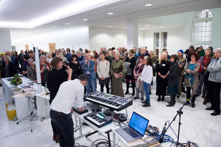 Für die musikalische Untermalung sorgte die Gruppe „Szalía“ (Maren Kling und Antoine Lukac).