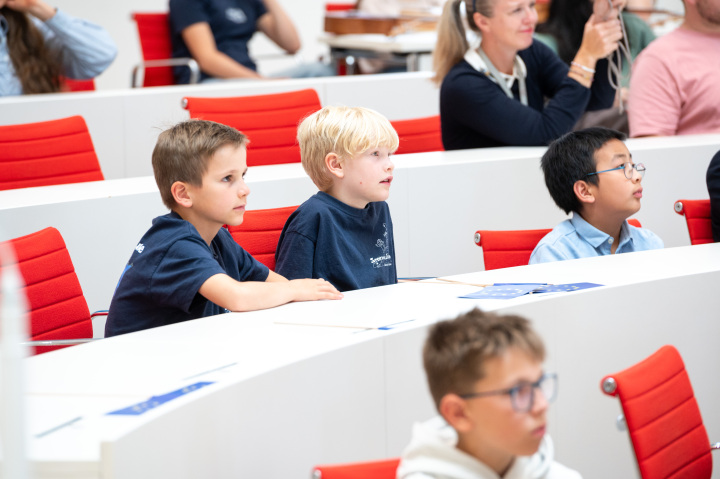 Blick in den Plenarsaal vor Beginn der Preisübergabe