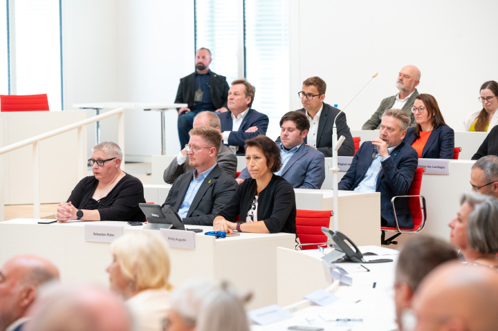 Blick in die Gästereihen während der Veranstaltung