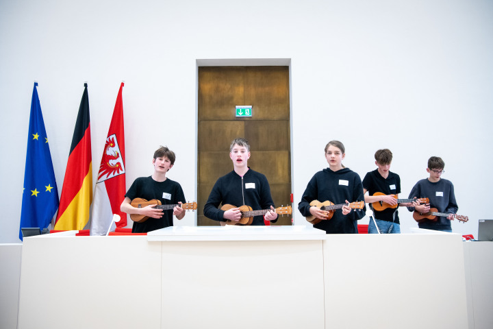 Musikalischer Beitrag des Hannah-Arendt-Gymnasiums Potsdam