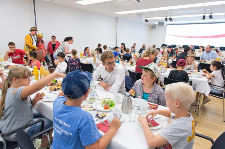 Impressionen der Kindertagsfeier im Landtag