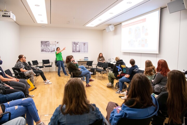 Impression aus den Workshops für die Schülerinnen und Schüler