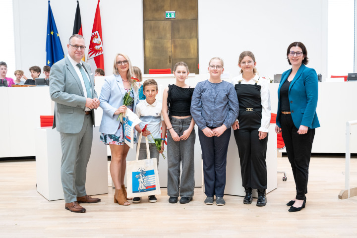 Die Preisträgerinnen und der Preisträger der Grundschule Müncheberg.