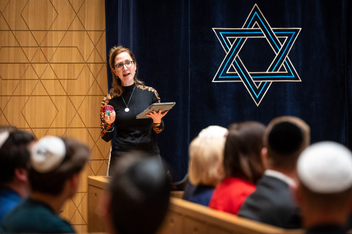 Musikalischer Abschluss der Veranstaltung mit der Kantorin Aviv Weinberg