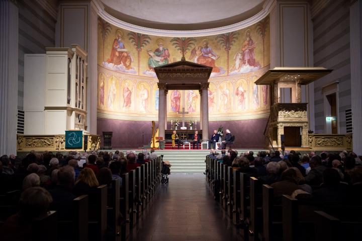 Blick in die Nikolaikirche während der Gedenkveranstaltung