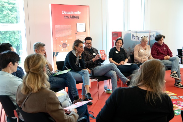 Impression aus den Workshops für die Lehrerinnen und Lehrer