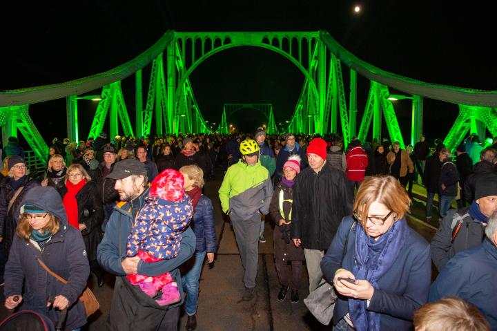 Impression der Veranstaltung „30 Jahre Friedliche Revolution“ auf der Glienicker Brücke am 10.11.2019