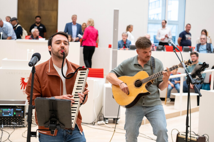 Konzert der Popsorben im Plenarsaal