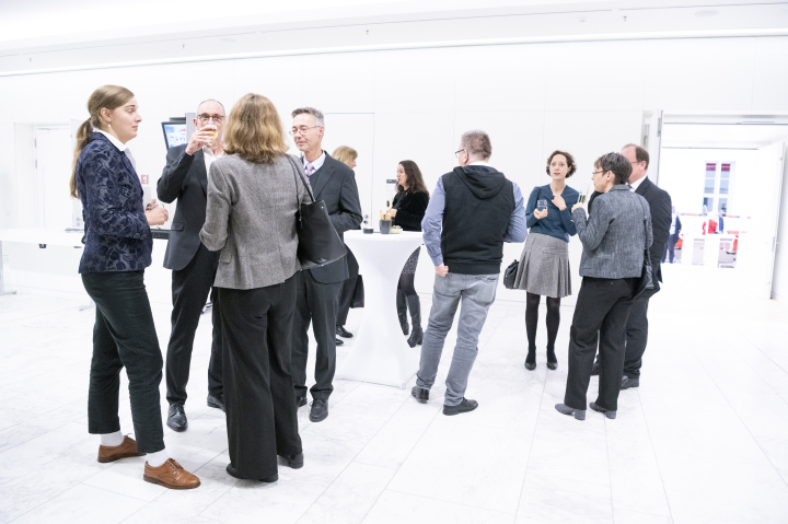 Impression des Empfangs in der Lobby des Landtages