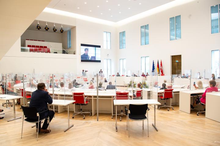 Blick in den Plenarsaal zum Ende der Festveranstaltung