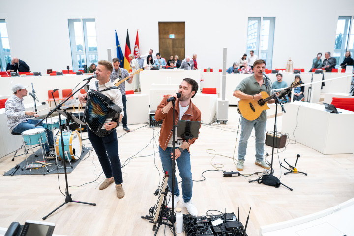 Konzert der Popsorben im Plenarsaal