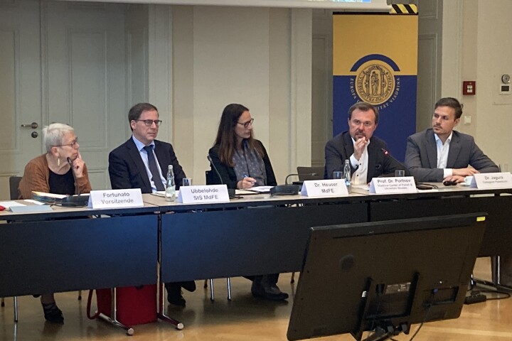 Bericht von Prof. Dr. Andrii Portnov (Leiter des Viadrina Centers of Polish & Ukrainian Studies) und Dr. Bartosz Jagura (Verwaltungsdirektor des Collegium Polonicum)