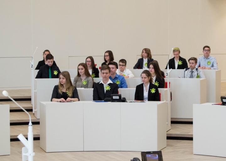 Impression der "Parlamentsdebatte" des Schülerparlaments. 