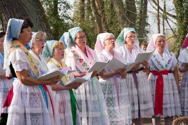 Spreewald Frauenchor Lübben beim Einsingen