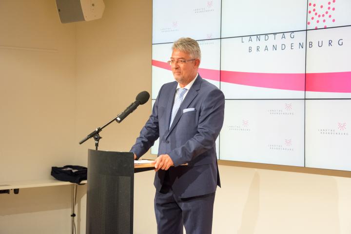 Grußwort des LandesbeauftrGrußwort des Landesbeauftragten der Konrad-Adenauer-Stiftung Brandenburg, Stephan Raabe