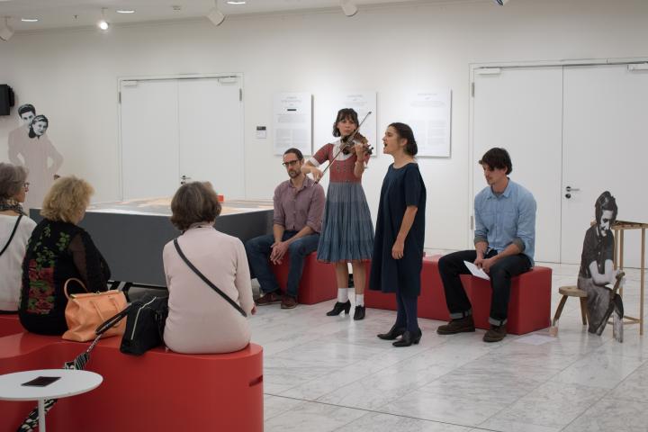 Musikalisches Zwischenspiel der Theatergruppe theater.land e. V., Kloster Lehnin