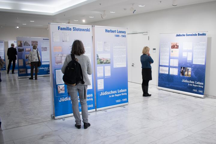 Impression der Ausstellungeröffnung