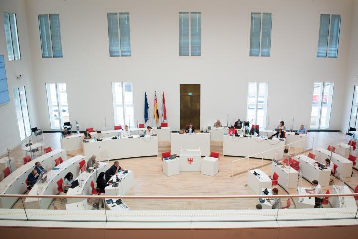 Blick in den Plenarsaal während der 12. Sitzung des Ausschusses für Soziales, Gesundheit, Integration und Verbraucherschutz