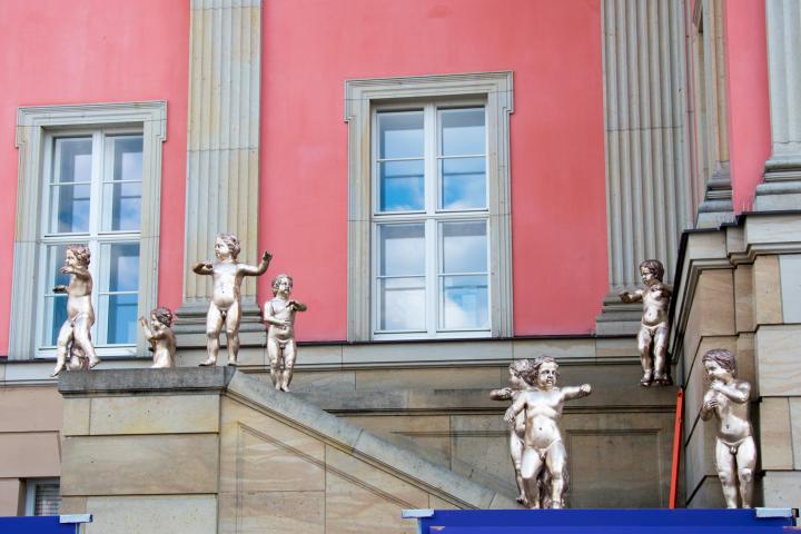 Wiederherstellung der Fahnentreppe am Landtagsgebäude