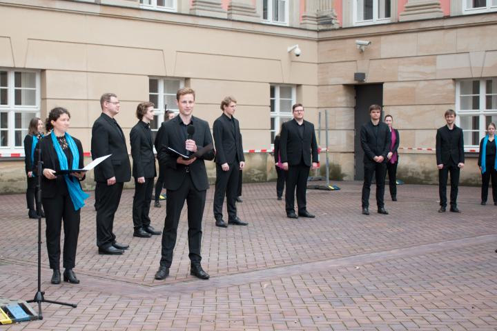 Impression des Musikalischen Programmes mit Moderation des Landesjugendchors Brandenburg