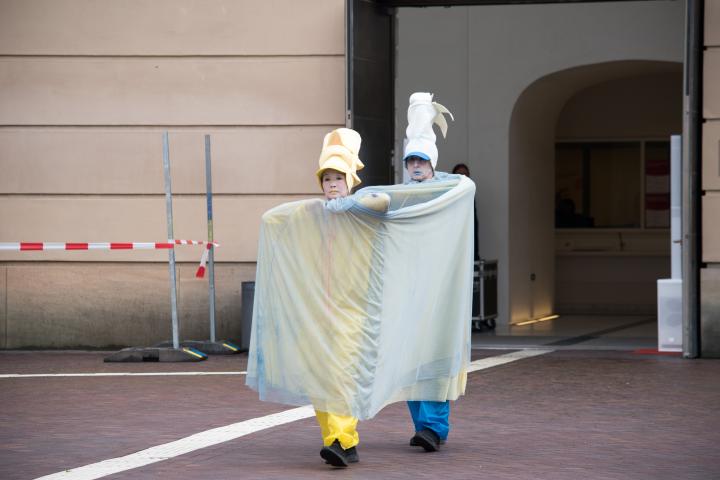 Impression des künstlerischen Programms mit dem Bewegungstheater NADI.