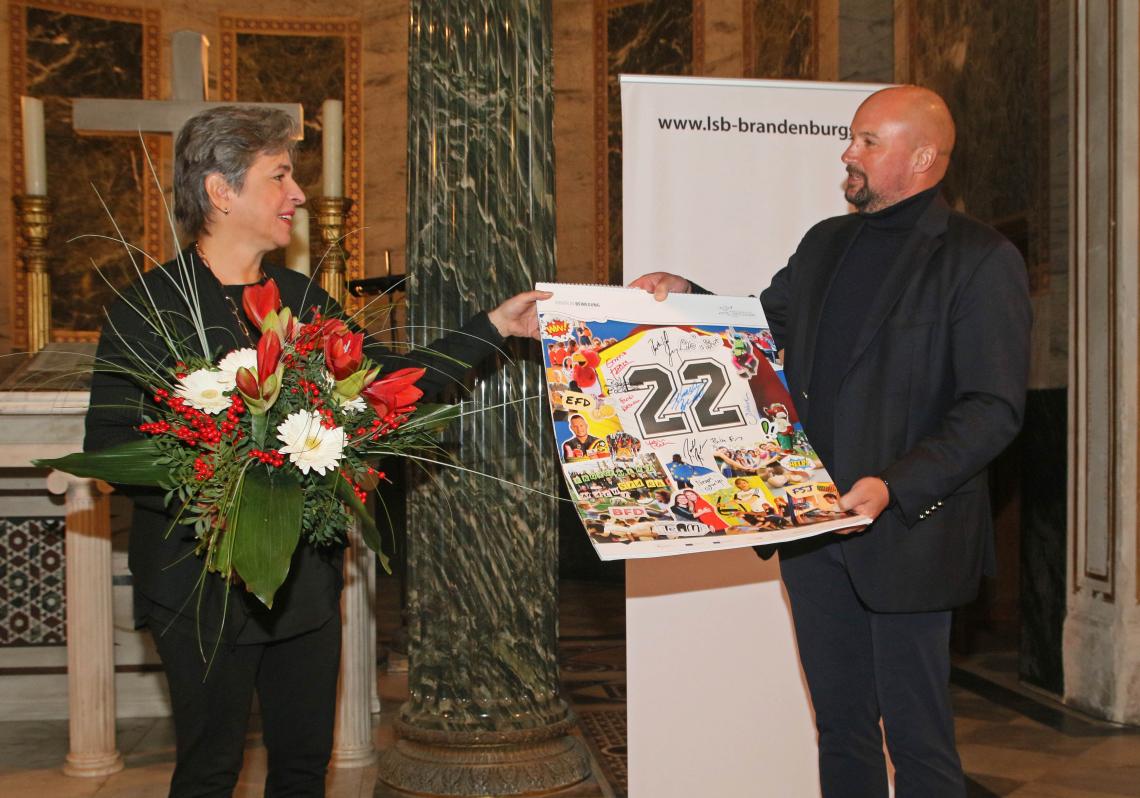 Vizepräsidentin Richstein mit Robert Busch, Jugendsekretär der Brandenburgischen Sportjugend