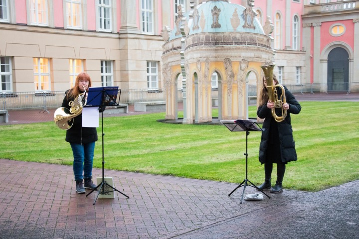 Potsdamer Bläserquartett im Innenhof des Landtages