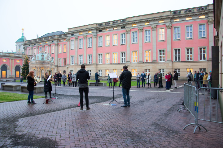 Potsdamer Bläserquartett im Innenhof des Landtages