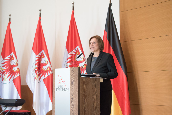 Laudatio der Ministerin für Bildung, Jugend und Sport Britta Ernst