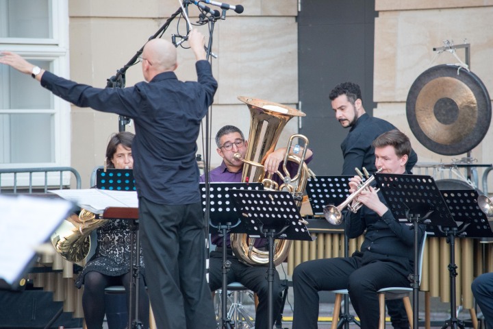 ensemble unitedberlin und Solist Matthias Bauer unter der Leitung von Christoph Breidler