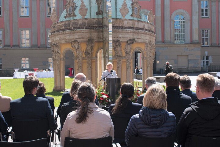 Begrüßung der Landtagspräsidentin Prof. Dr. Ulrike Liedtke