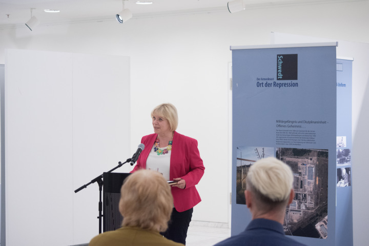 Begrüßung der Landtagspräsidentin Prof. Dr. Ulrike Liedtke zur Ausstellungseröffnung