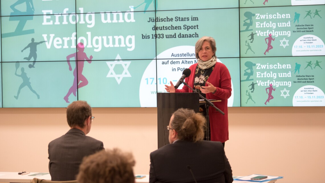Grußwort der Landtagsvizepräsidentin Barbara Richstein zur Ausstellungseröffnung „Zwischen Erfolg und Verfolgung – Jüdische Stars im deutschen Sport bis 1933 und danach“