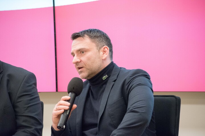 Im Gespräch zur Ausstellung Prof. Dr. Thomas-Gabriel Rüdiger, Leiter des Instituts für Cyberkriminologie an der Hochschule der Polizei des Landes Brandenburg.