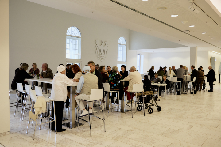 Eintreffen der Gäste zur Festveranstaltung