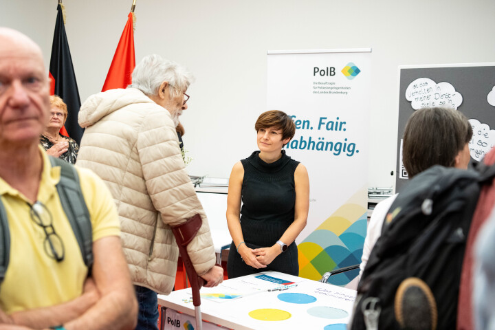 Informationsstand der Polizeibeauftragten