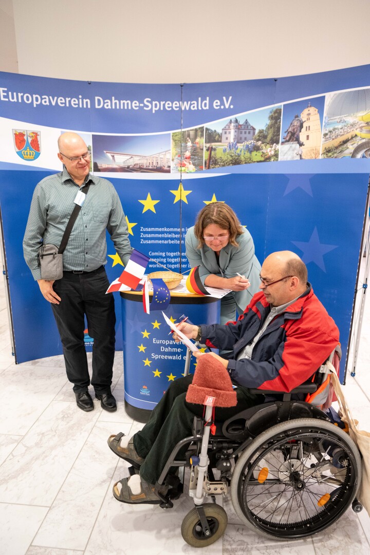 Infostand des Weimarer Dreieck e. V.
