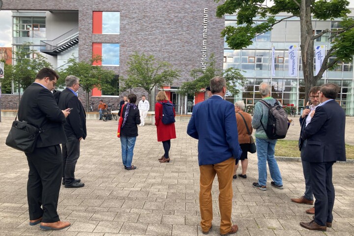 Impression der Führung über den Campus der Europa-Universität Viadrina