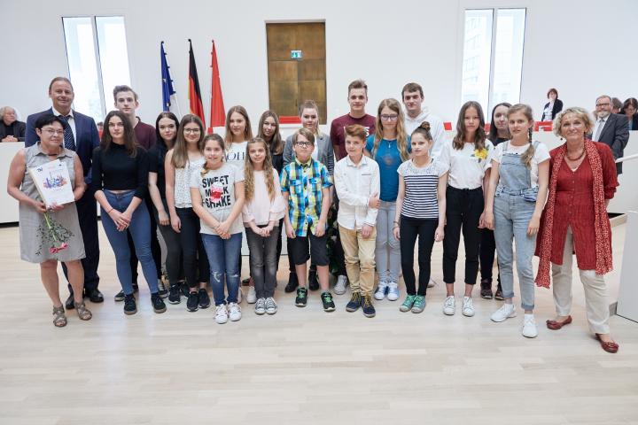 Gruppenfoto aller Preisträgerinnen und Preisträger des Paul-Fahlisch-Gymnasium Lübbenau