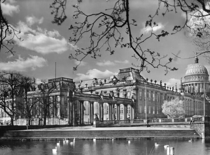 Potsdamer Stadtschloss von Südosten, Fotografie von Max Baur (1898–1988), zwischen 1928 und 1944